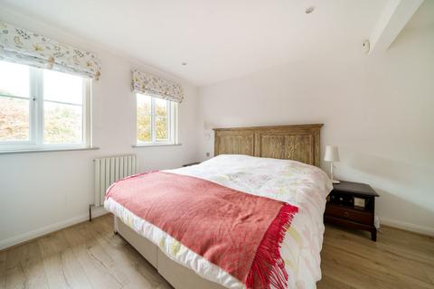 4 bedroom house for sale, Godolphin Place, London