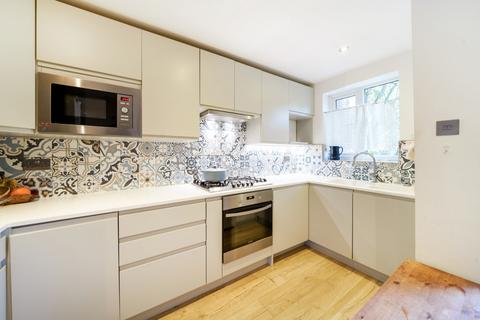 4 bedroom house for sale, Godolphin Place, London
