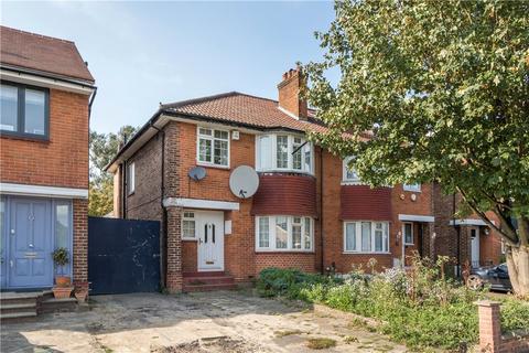 49 Vyner Road, London, W3 7LZ