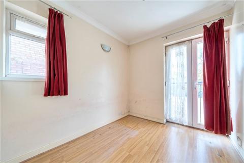 49 Vyner Road, London, W3 7LZ