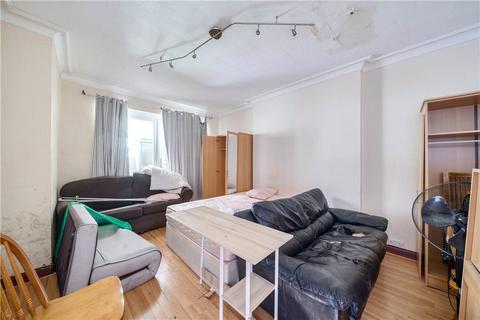 49 Vyner Road, London, W3 7LZ