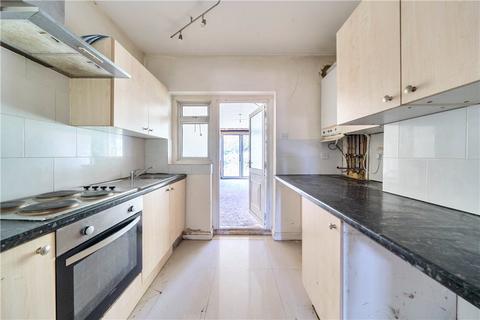 49 Vyner Road, London, W3 7LZ