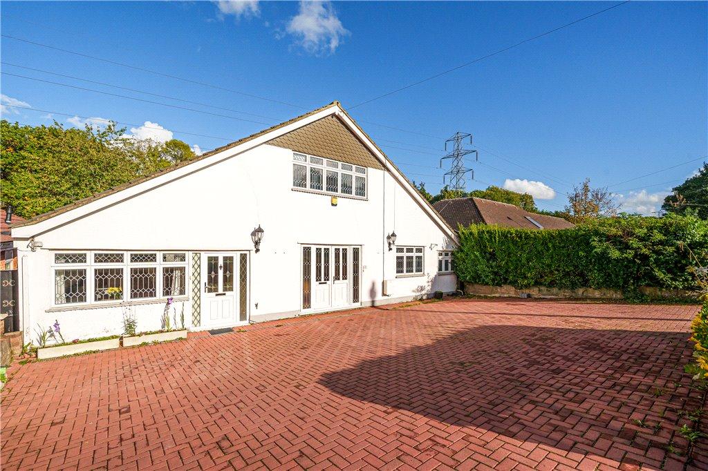Brookdene Avenue, Watford, Hertfordshire 4 bed detached house for sale