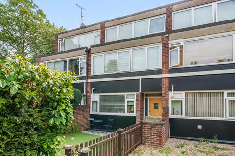 undefined, Grangedale Close, Northwood, Middlesex