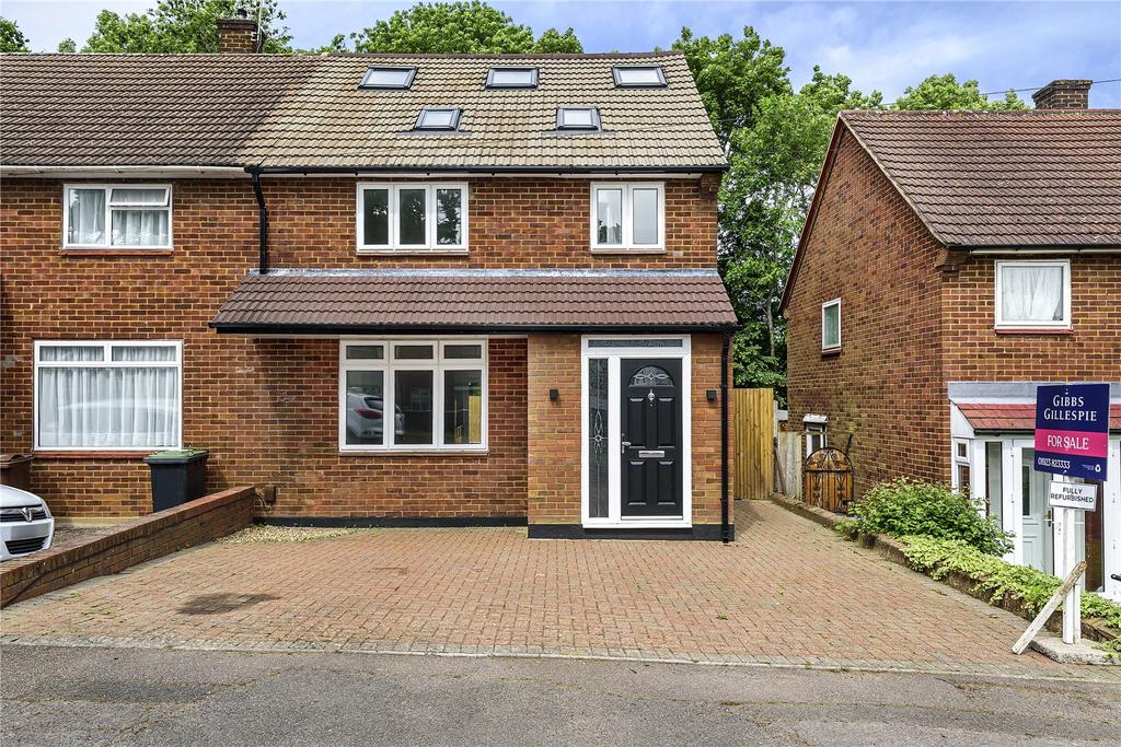 Ashridge Drive, Watford, Hertfordshire 4 bed semidetached house for