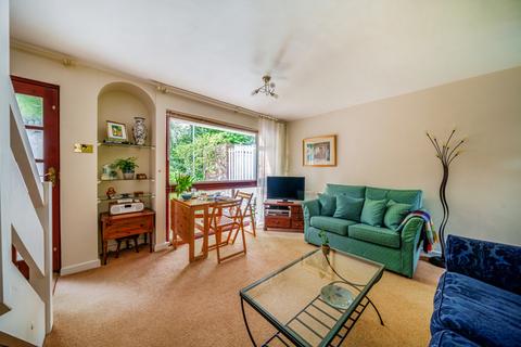 4 Hawkesworth Close, Northwood, HA6 2FT