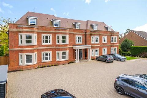 2 bedroom apartment for sale, Ducks Hill Road, Northwood, Middlesex