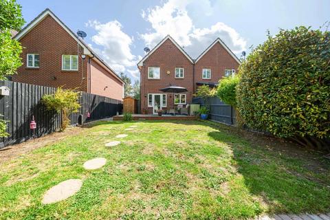 3 bedroom semi-detached house for sale, Nursery Close, Watford, Hertfordshire