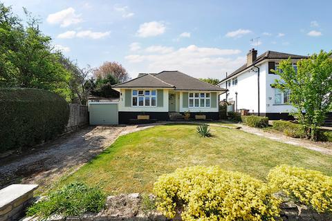 Raglan Gardens, Oxhey Hall, Watford