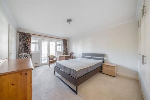 43 Myrtleside Close, Northwood, HA6 2XQ