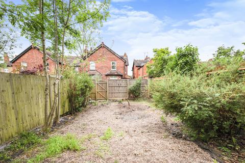 2 bedroom maisonette for sale, Pinner Hill Road, Pinner