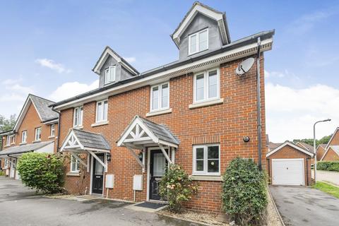 3 bedroom semi-detached house for sale, Ducketts Mead, Shinfield, Reading