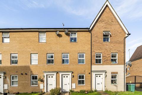 4 bedroom terraced house for sale, The Meadows, Watford, Hertfordshire
