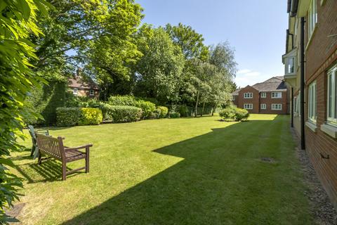 1 bedroom apartment for sale, High Street, Rickmansworth, Hertfordshire