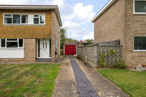 3 bedroom semi-detached house for sale - Sycamore Road, Croxley Green, Rickmansworth