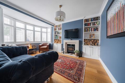 36 Eversley Crescent, Ruislip, HA4 6DD