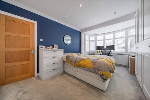 36 Eversley Crescent, Ruislip, HA4 6DD