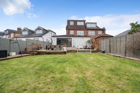 36 Eversley Crescent, Ruislip, HA4 6DD
