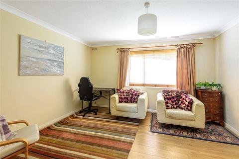 7, Salisbury House Rodwell Close, Ruislip, HA4 9NE