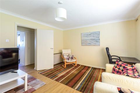 7, Salisbury House Rodwell Close, Ruislip, HA4 9NE