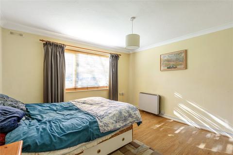 7, Salisbury House Rodwell Close, Ruislip, HA4 9NE