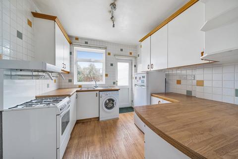 14 Angus Drive, Ruislip, HA4 0SB