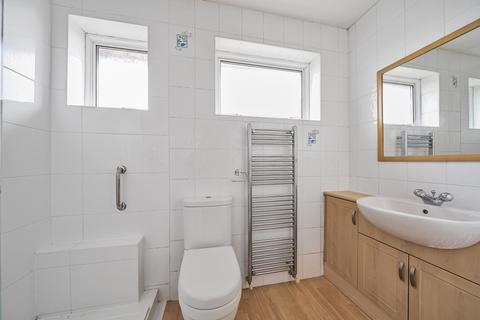 14 Angus Drive, Ruislip, HA4 0SB