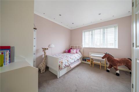 13 Theodora Way, Pinner, HA5 2RA