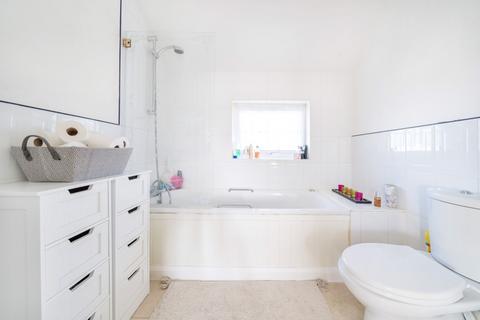 24 Vernon Drive, Harefield, Uxbridge, UB9 6EG