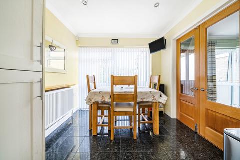 5 Whitstable Close, Ruislip, HA4 7EL