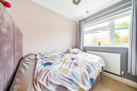 5 Whitstable Close, Ruislip, HA4 7EL