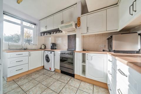 17 South Drive, Ruislip, HA4 8EU