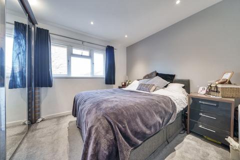 50 Greystoke Drive, Ruislip, HA4 7YN