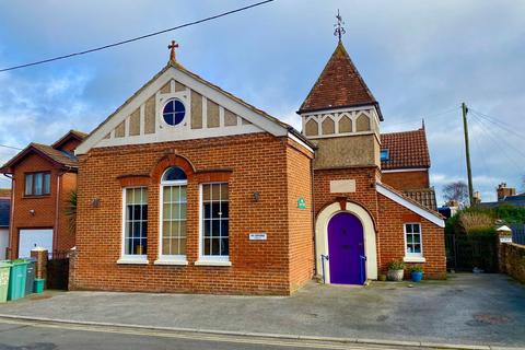 5 bedroom detached house for sale, West Street, Brading