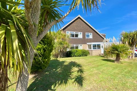 4 bedroom detached house for sale, Solent View Road, Seaview