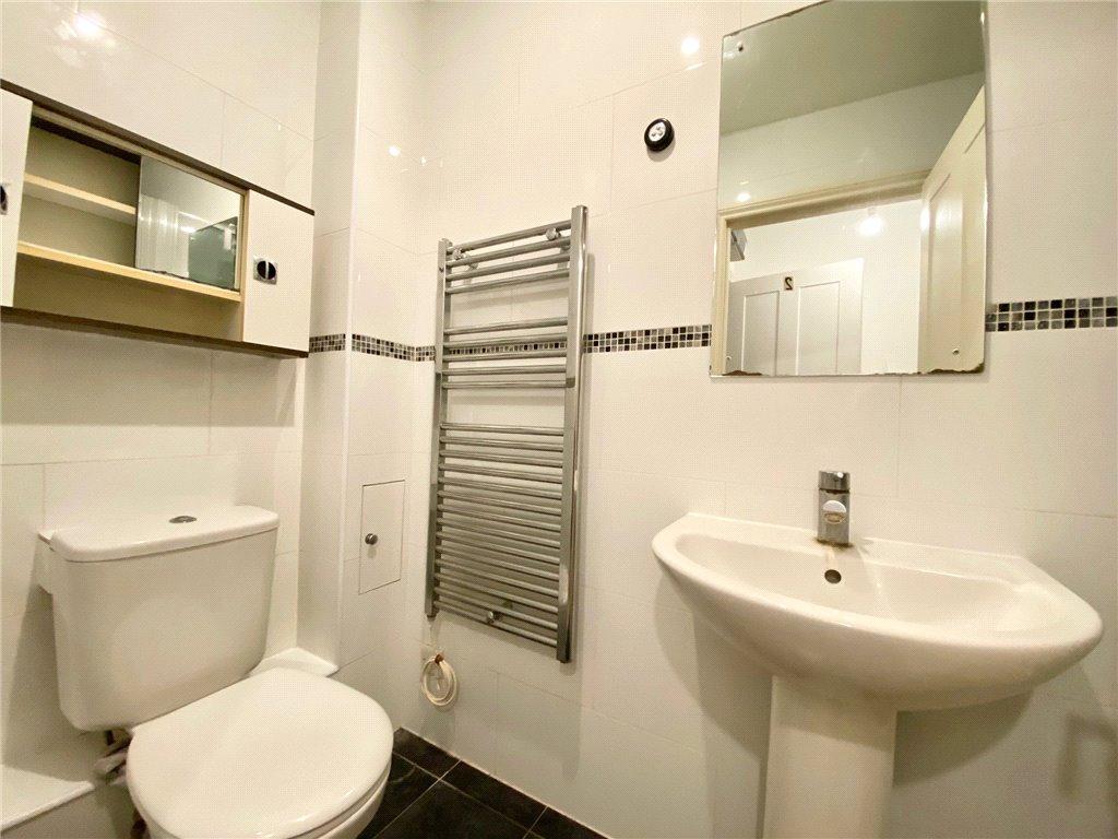 Flat 2 Shower Room