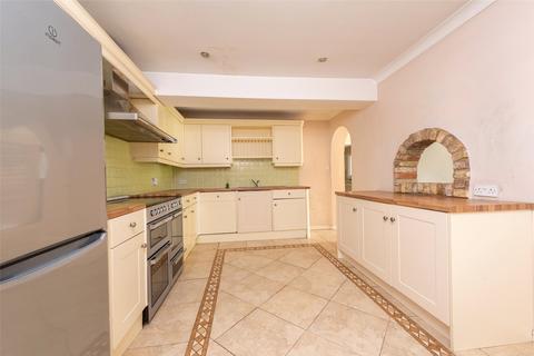 1 Brackendale Close, Camberley, GU15 1HP