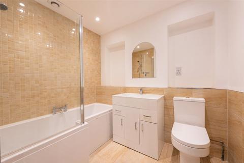 1 Brackendale Close, Camberley, GU15 1HP