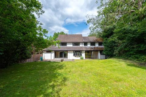 1 Brackendale Close, Camberley, GU15 1HP