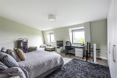 undefined, Buckingham Parade, The Broadway, Stanmore