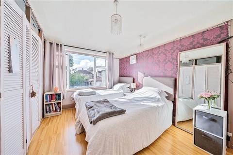 70 Drummond Drive, Stanmore, HA7 3PE