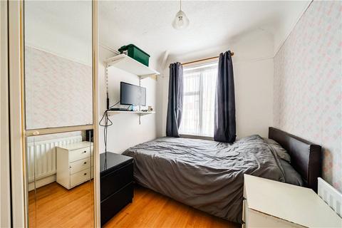 70 Drummond Drive, Stanmore, HA7 3PE