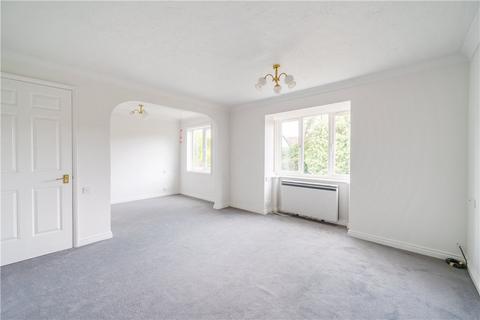 1 bedroom apartment for sale, Pembroke Lodge, Du Cros Drive, Stanmore