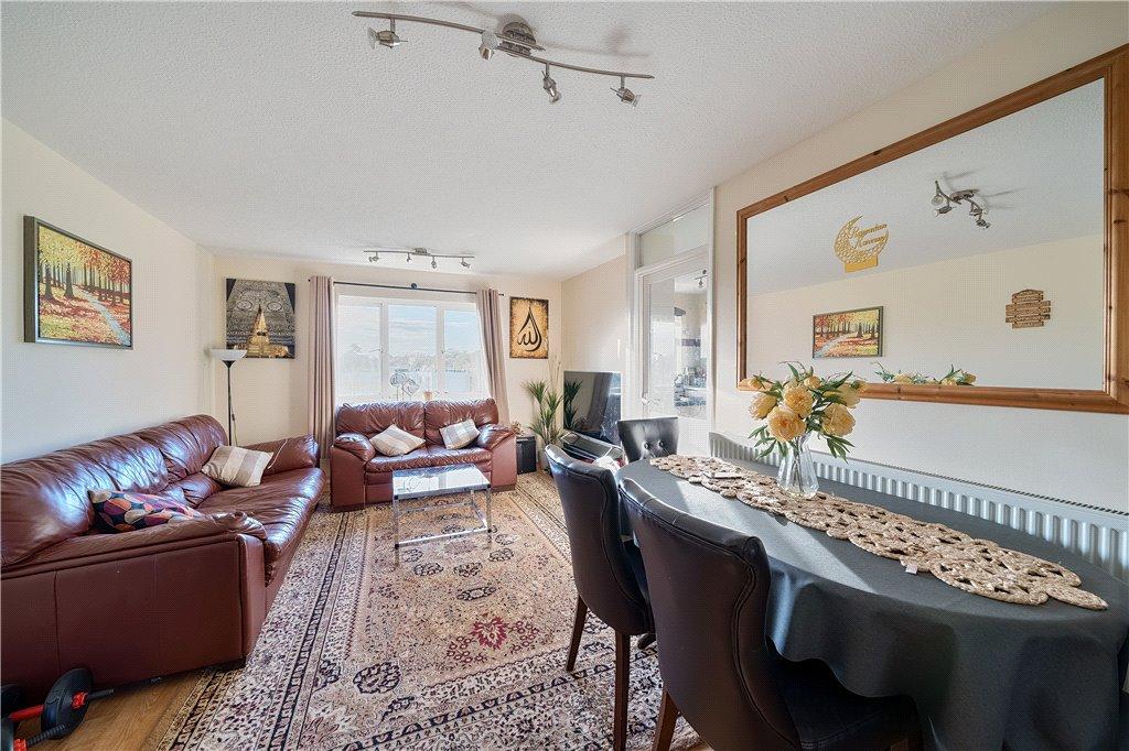 Laurel Park, Harrow, Middlesex 2 bed apartment for sale £299,950