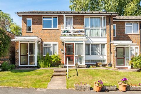 15 White House Drive, Stanmore, HA7 4NQ