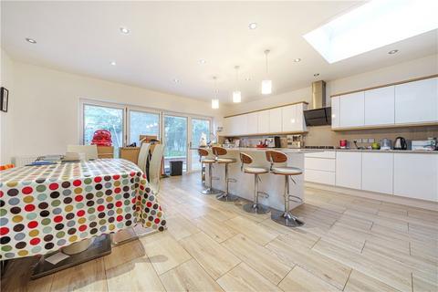4 bedroom semi-detached house for sale, Sandymount Avenue, Stanmore, Middlesex