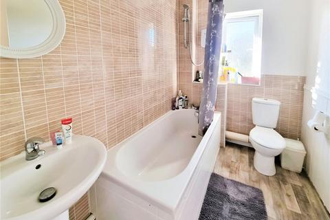 47 Stonybeck Close, Westlea, Swindon, SN5 7AQ