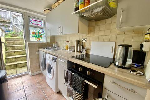 2 bedroom terraced house for sale, Eastcott Hill, Swindon, Wiltshire