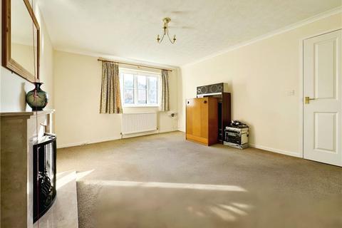 2 bedroom retirement property for sale, Highfield Court, Burghfield Common, Reading