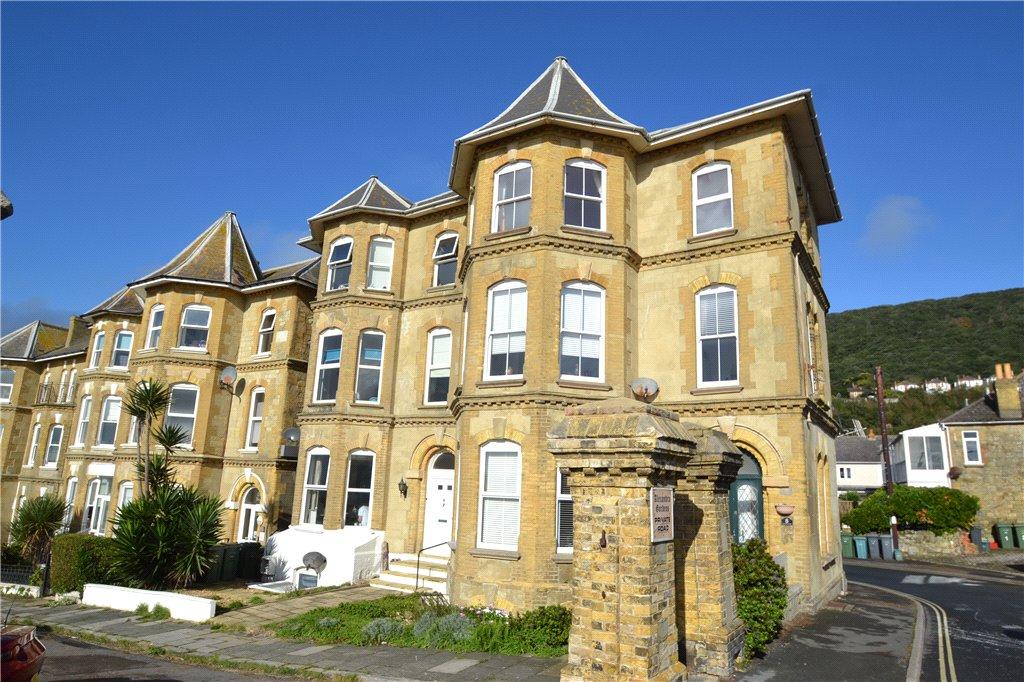 Alexandra Gardens, Ventnor 2 bed apartment for sale £220,000